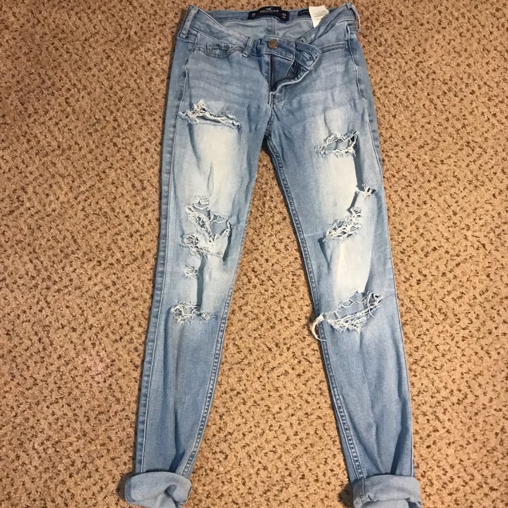 Hollister Low Rise Super Skinny Crop size 0R